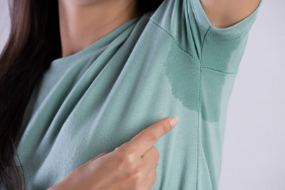 HIPERHIDROSIS PENYEBAB BAU BADAN